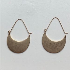 Gold / brass earrings